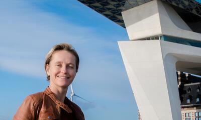 Annick De Ridder voor havenhuis bis
